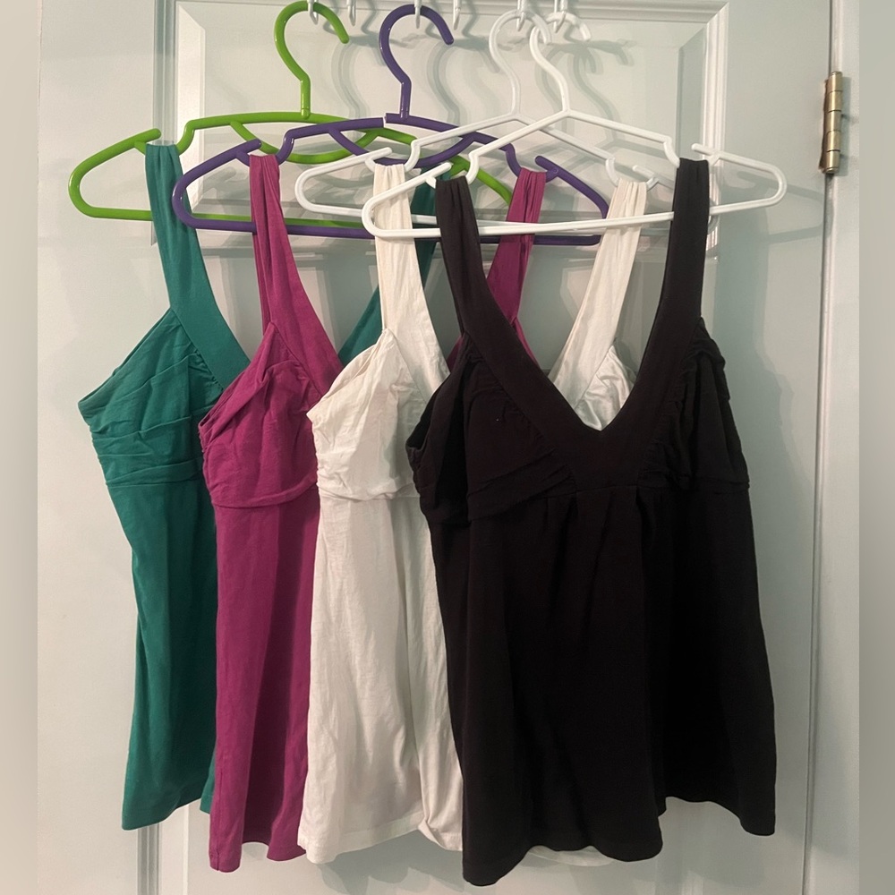 Smart set empire waist tank tops size small - read!